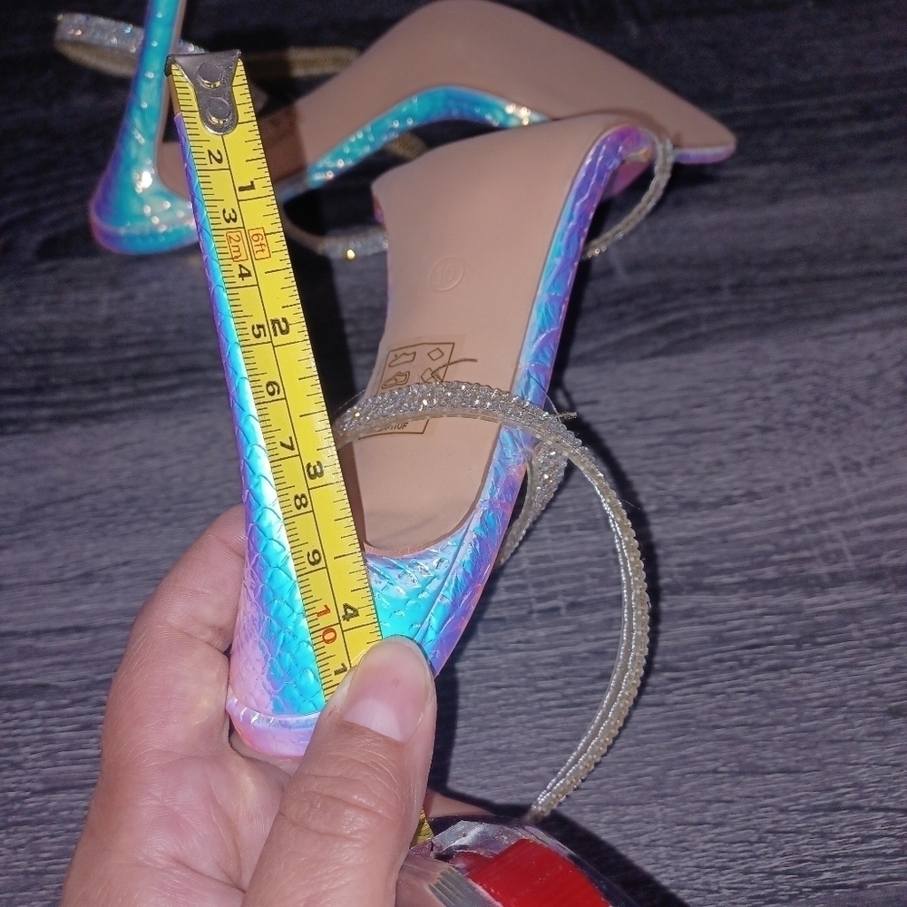 Fashion Nova- Bling and Silver Holographic Heels - W Sz 10 - Picture 11 of 11